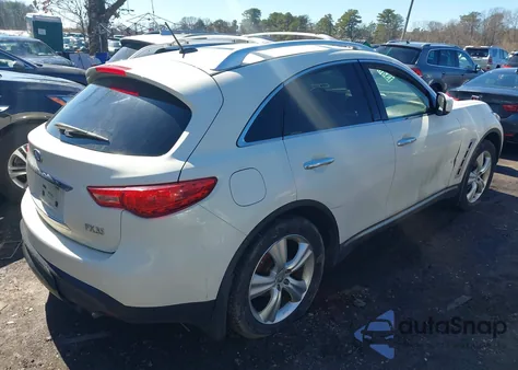 2010 Infiniti Fx35 z USA, uszkodzony, nr VIN JN8AS1MW7AM853870